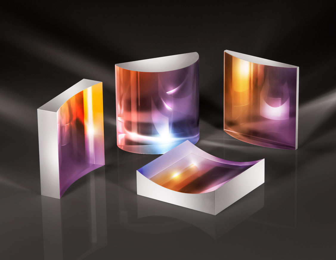 PCX Zylinderlinsen aus Quarzglas für die Strahlformung
